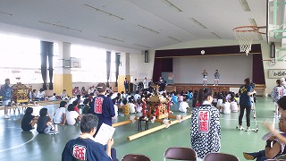 小若みこし